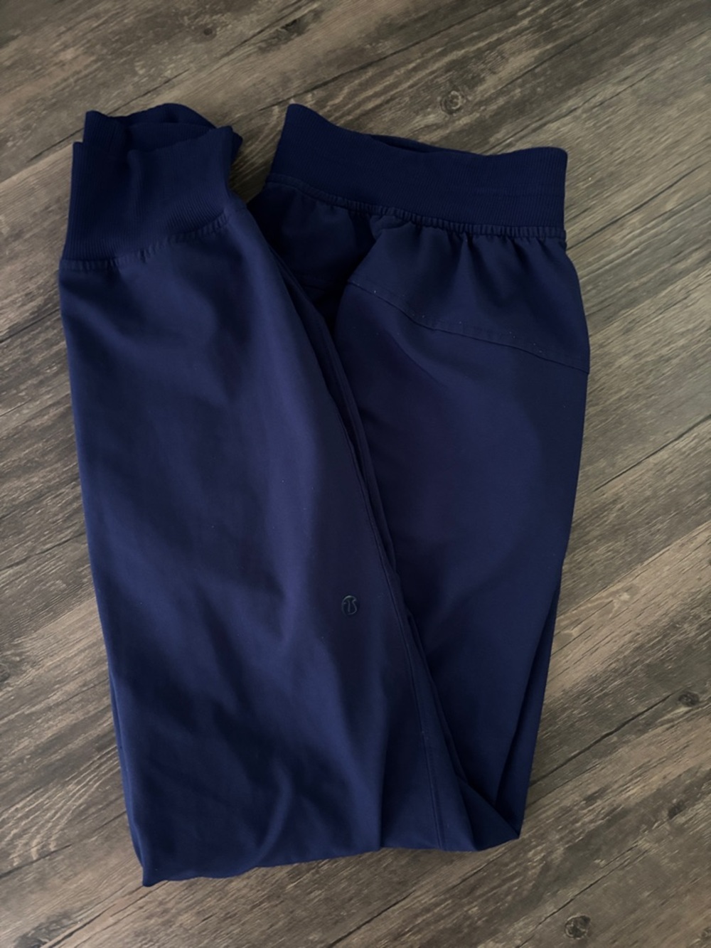 Lululemon Women’s Navy Jogger Pants Size 6 Tapered Athletic Athleisure